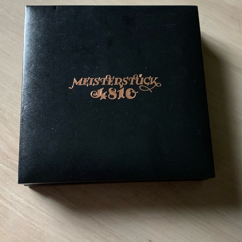 Empty nice box - Picture 1 of 7